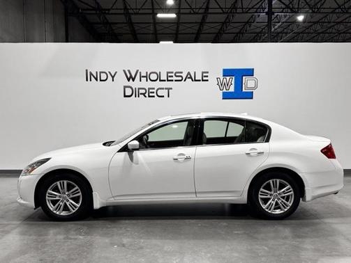 2011 INFINITI G37x Base
