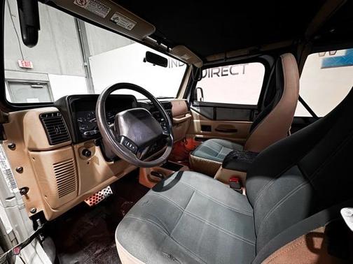 2000 Jeep Wrangler Sahara