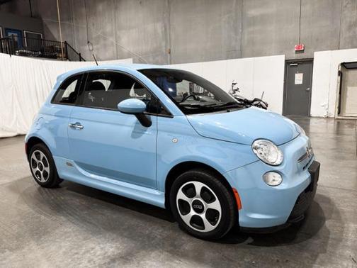 2016 FIAT 500e Battery Electric