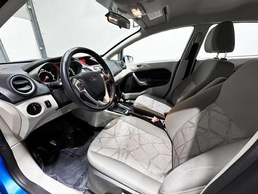 2013 Ford Fiesta SE