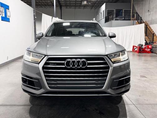 2017 Audi Q7 3.0T Premium