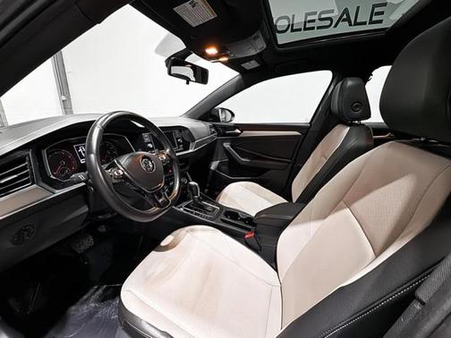 2019 Volkswagen Jetta 1.4T R-Line