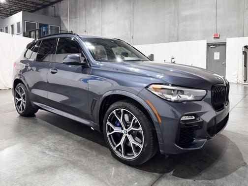 2021 BMW X5 M50i