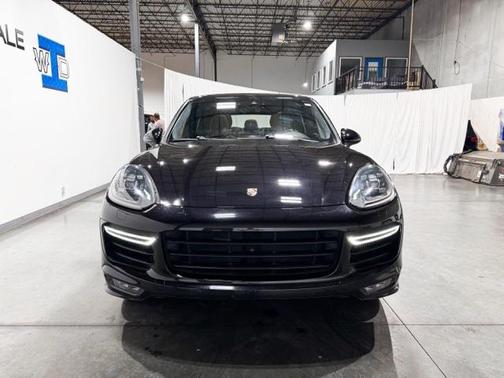 2017 Porsche Cayenne GTS