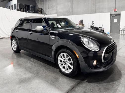 2017 MINI Clubman Cooper