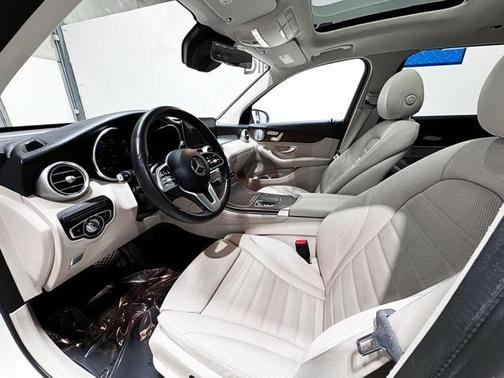 2021 Mercedes-Benz GLC 300 4MATIC