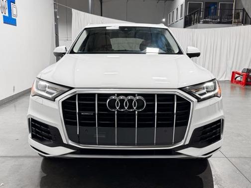 2021 Audi Q7 45 Premium