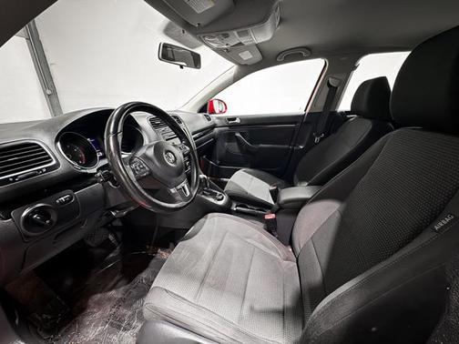 2013 Volkswagen Jetta SportWagen S