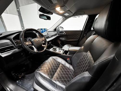 2022 Mitsubishi Outlander SEL 2.5 2WD