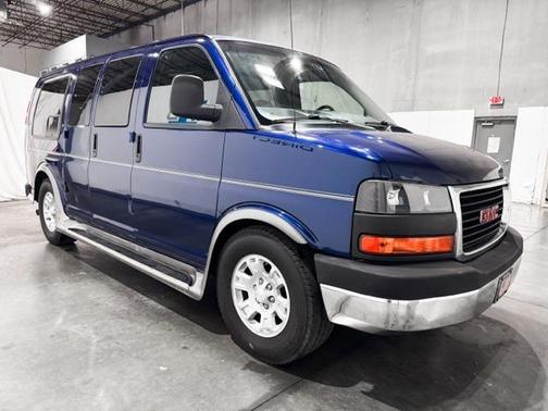 2004 GMC Savana 1500 Base
