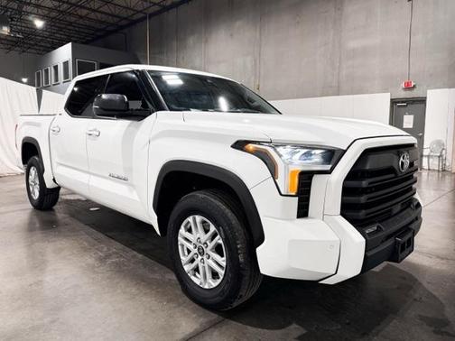 2022 Toyota Tundra SR5