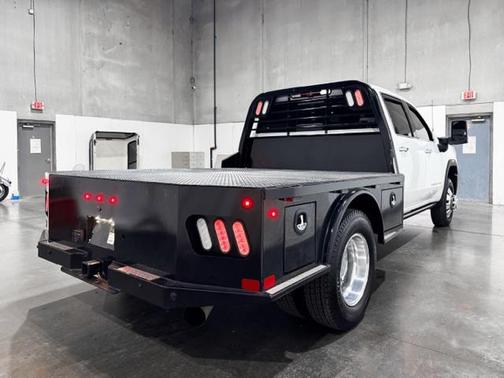 2024 GMC Sierra 3500 Denali