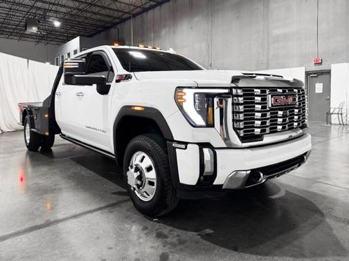 2024 GMC Sierra 3500 Denali