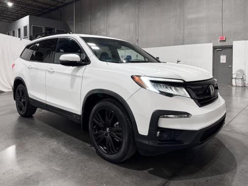 2022 Honda Pilot AWD Black Edition