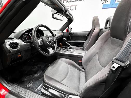 2010 Mazda MX-5 Miata Touring