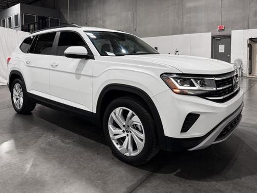 2023 Volkswagen Atlas 2.0T SE w/Technology