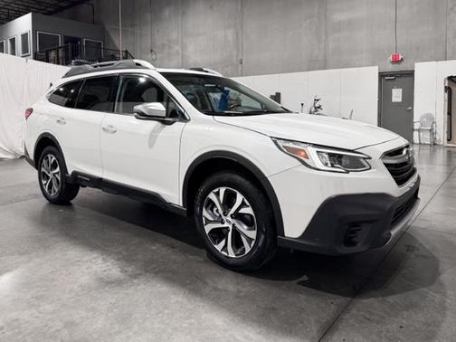 2022 Subaru Outback Touring