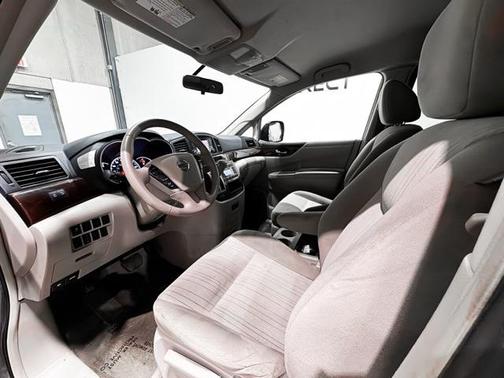 2015 Nissan Quest SV