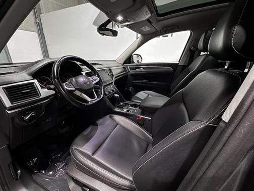 2021 Volkswagen Atlas 3.6L SE w/Technology