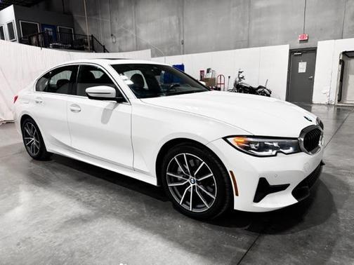 2020 BMW 330 330i