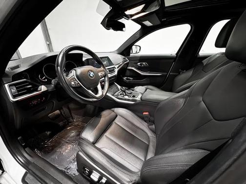 2020 BMW 330 330i