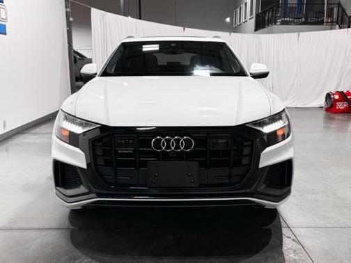 2021 Audi Q8 55 Premium Plus