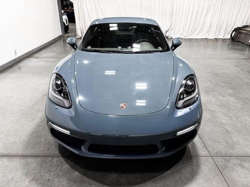 2017 Porsche 718 Cayman Base