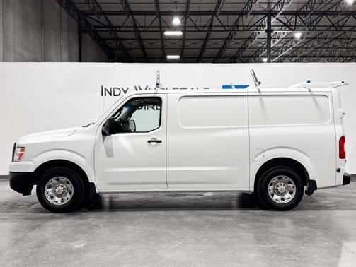 2015 Nissan NV Cargo NV2500 HD SV V6