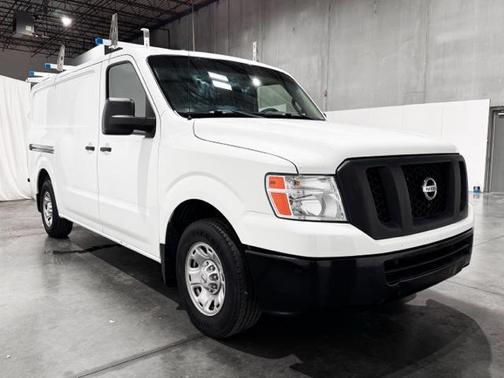2015 Nissan NV Cargo NV2500 HD SV V6