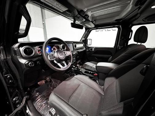 2023 Jeep Gladiator Overland