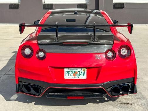 2016 Nissan GT-R Premium