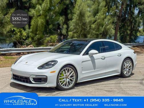 2022 Porsche Panamera Platinum Edition