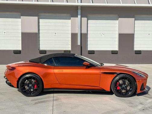 2019 Aston Martin DB11 Volante