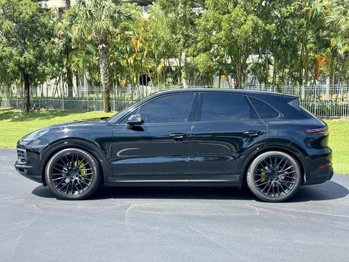 2019 Porsche Cayenne Base