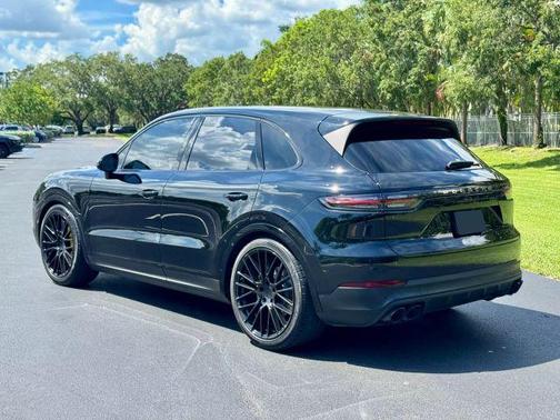 2019 Porsche Cayenne Base
