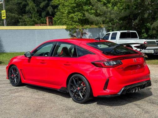 2023 Honda Civic Type R Base