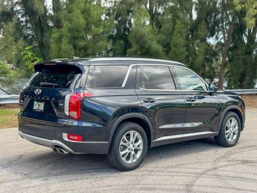 2022 Hyundai PALISADE SE