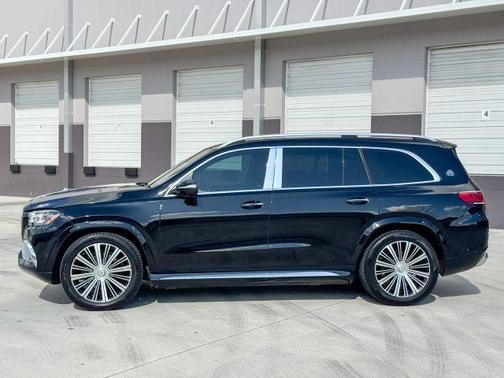 2023 Mercedes-Benz Maybach GLS 600 4MATIC