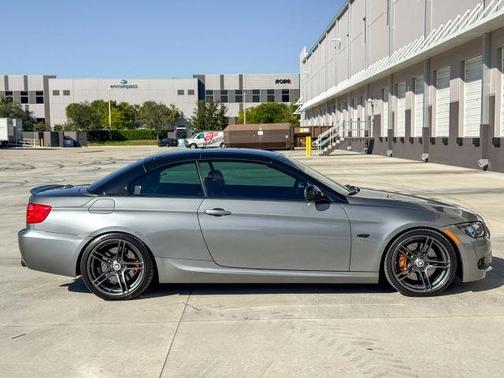2013 BMW 335 is