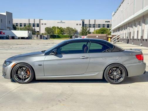 2013 BMW 335 is
