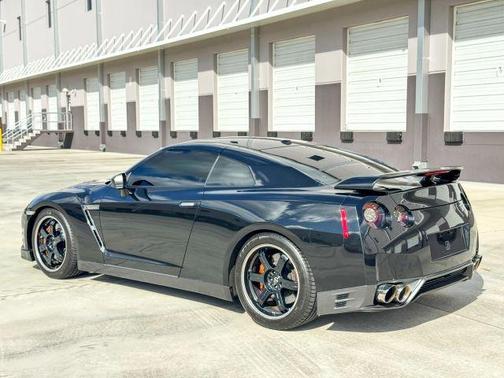 2013 Nissan GT-R Premium