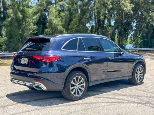 2024 Mercedes-Benz GLC 300 Base