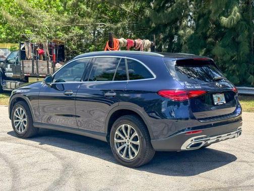 2024 Mercedes-Benz GLC 300 Base