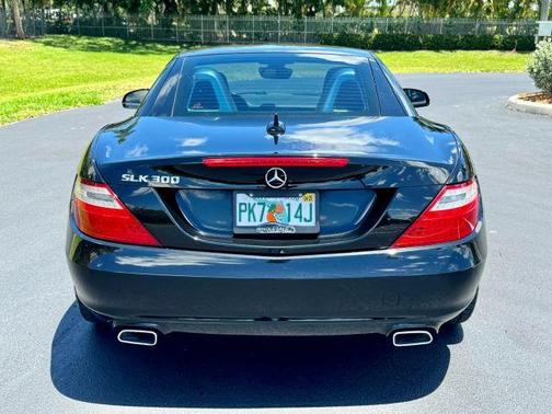 2016 Mercedes-Benz SLK-Class SLK300