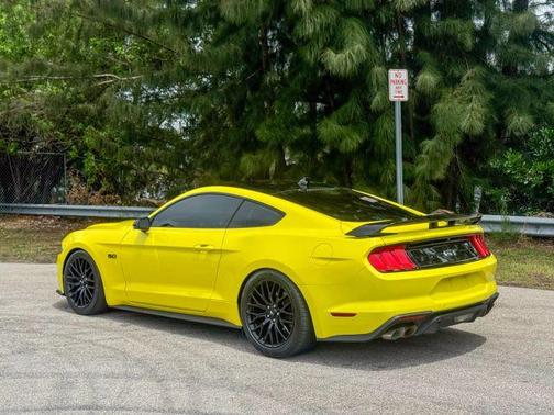 2021 Ford Mustang GT Premium