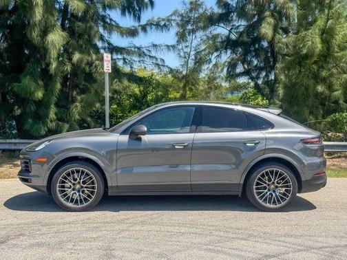 2021 Porsche Cayenne AWD