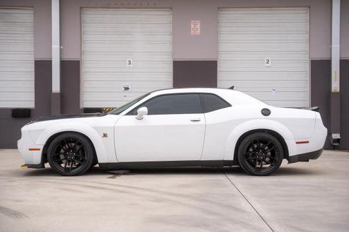 2016 Dodge Challenger R/T Scat Pack