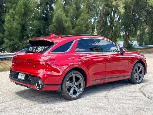 2023 Genesis GV70 2.5T