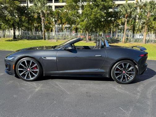 2021 Jaguar F-TYPE R