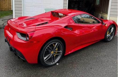 2017 Ferrari 488 Spider Base
